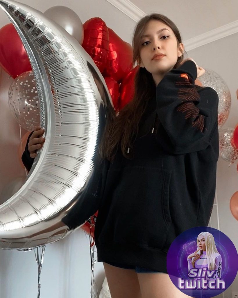 Aisumaisu слив горячих фото - Sliv-Twitch