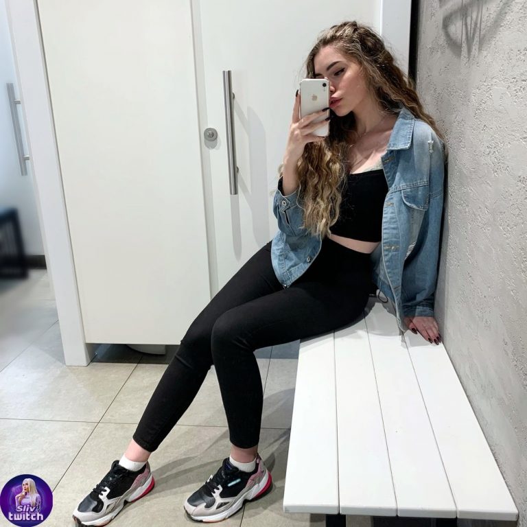 BarbieGirl слив горячих фото - Sliv-Twitch | Барби Герл голая