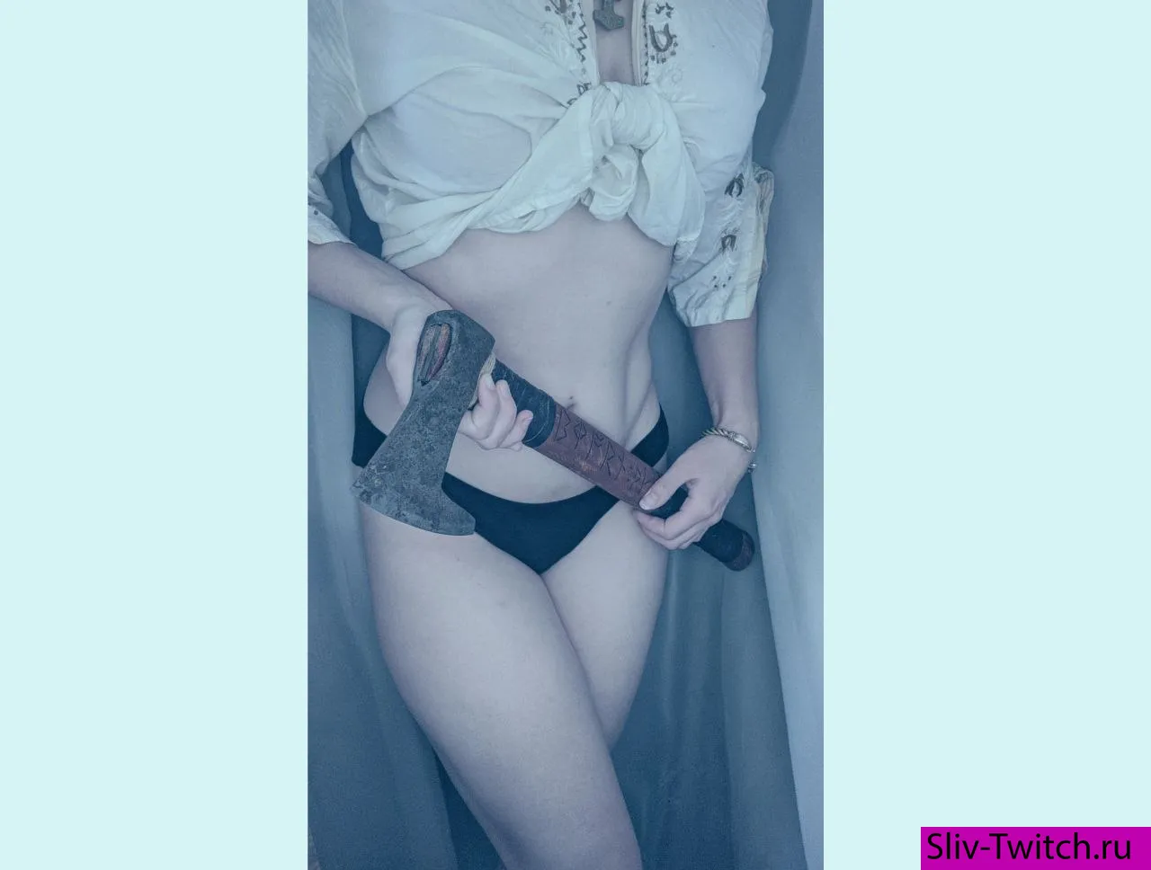 Слив откровенных фото стримерши Merliplays эротических фото #9