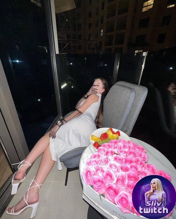 Слив интим фото Карины Чижиковой
