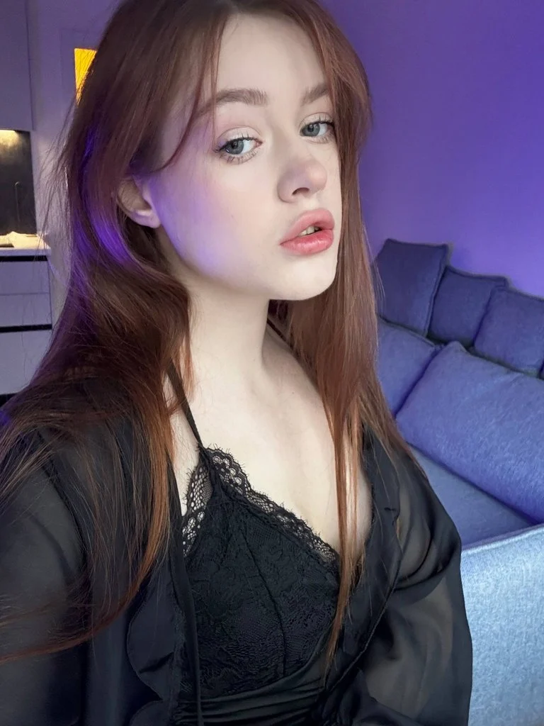 Karachenskaya фотосессия 18+ слив #24