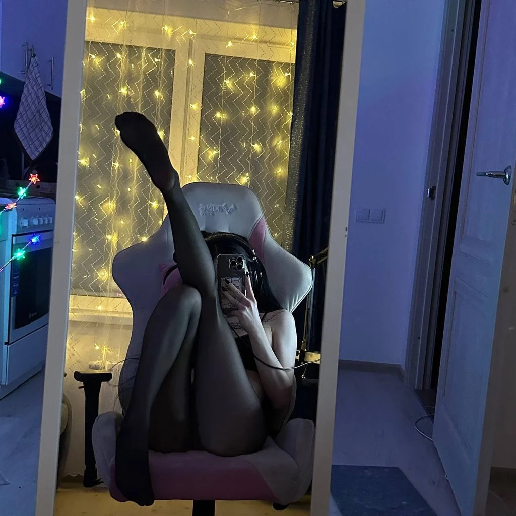 Mmet фотосессия 18+ слив #60